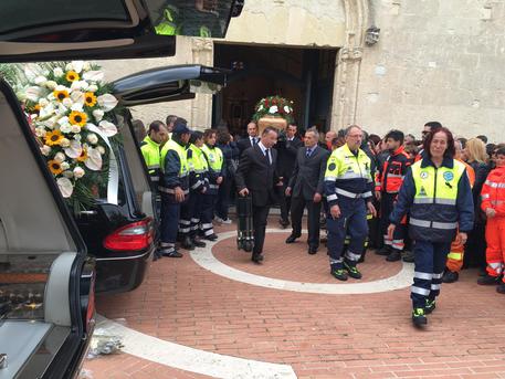 Uccise i genitori, si suicida in carcere