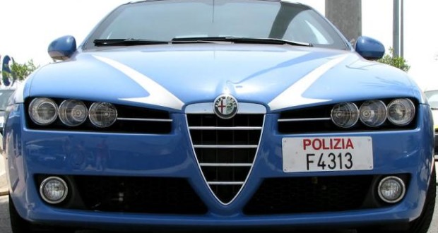 Pachino, la polizia di Stato arresta un impiegato comunale: per anni ha abusato di una minore
