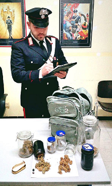 Melilli : Arrestato giovane trovato con vario genere di stupefacenti