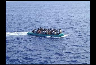 Augusta, in arrivo 179 migranti e una salma