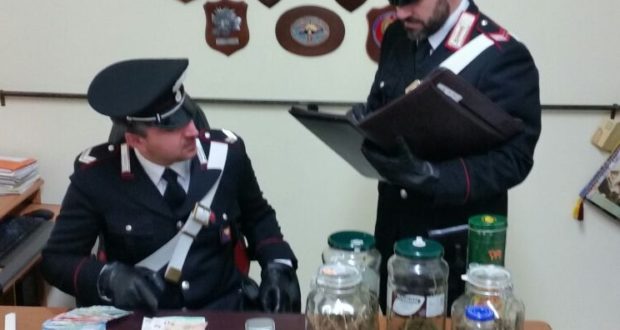 Rosolini, marijuana e soldi in casa: arrestato dai carabinieri