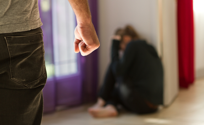 Noto,caso di maltrattamenti in famiglia: intervengono i carabinieri.