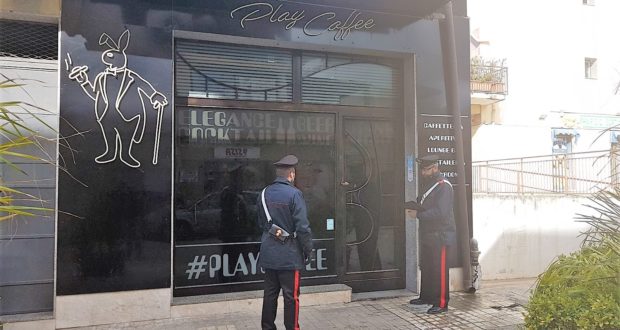 Floridia, appiccato l’incendio a un bar