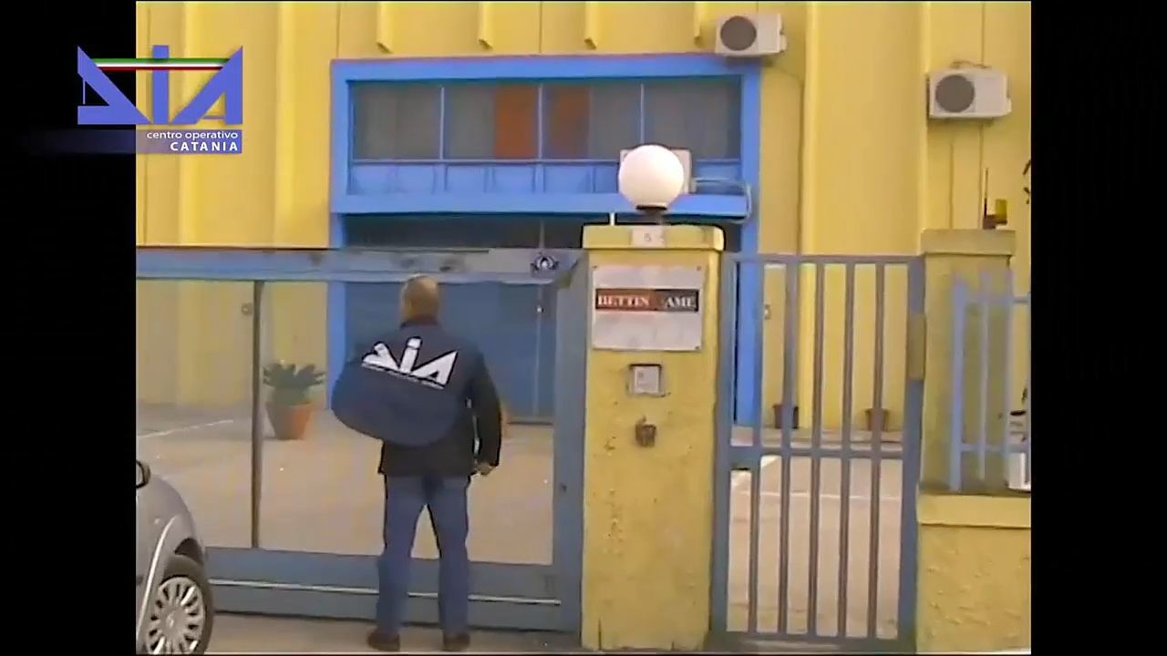 Siracusa, sequestro beni al “re dei videopoker” (VIDEO)