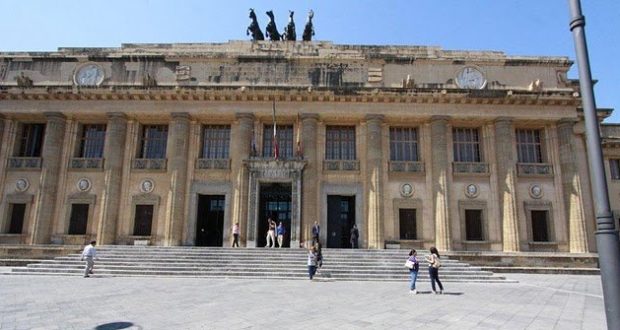 Sistema Siracusa, scena muta di Ferraro davanti al Gip di Messina