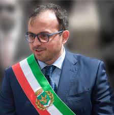Arrestato il sindaco di Melilli per corruzione