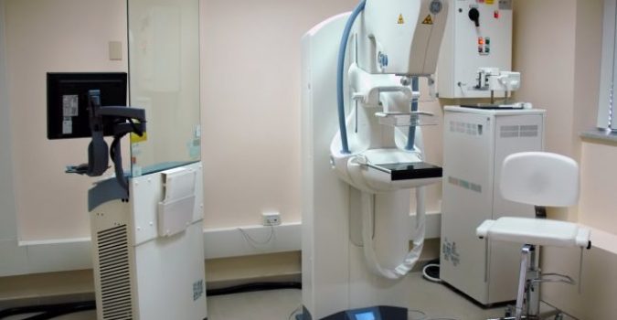 ANCORA QUALCHE GIORNO PER L’INSTALLAZIONE DI UN NUOVO MAMMOGRAFO NEL CENTRO SANITARIO DI PRIOLO