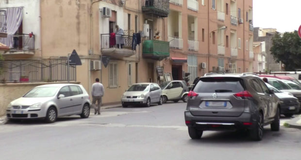 Siracusa, esplode bomba carta davanti a bottega artigiana