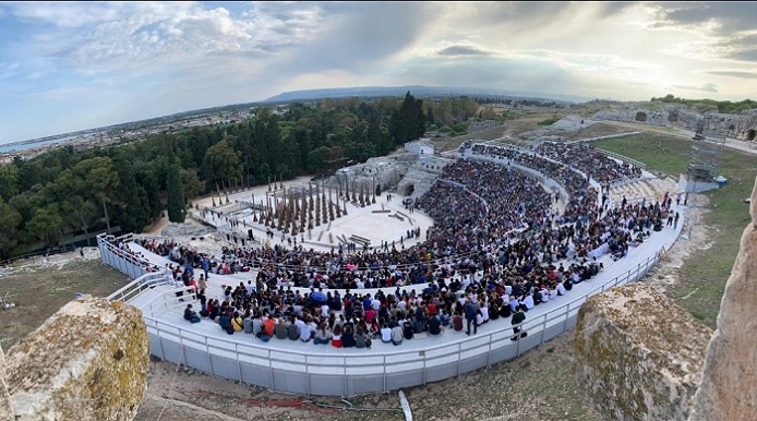 56ª Stagione al Teatro Greco di Siracusa:  in scena Le Baccanti, Ifigenia in Tauride e Le Nuvole