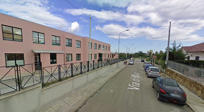 Priolo, ruba un computer portatile dalla scuola: denunciato