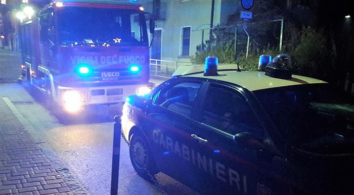 Solarino. Carabinieri salvano anziana donna dall’incendio della propria abitazione