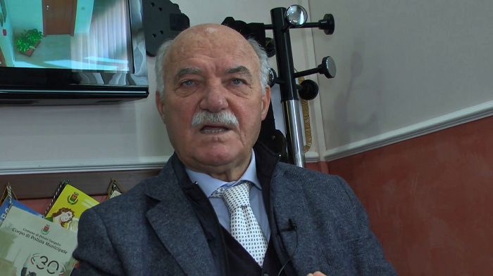 Priolo, auto a fuoco nella notte, il sindaco Gianni: “Più sicurezza”