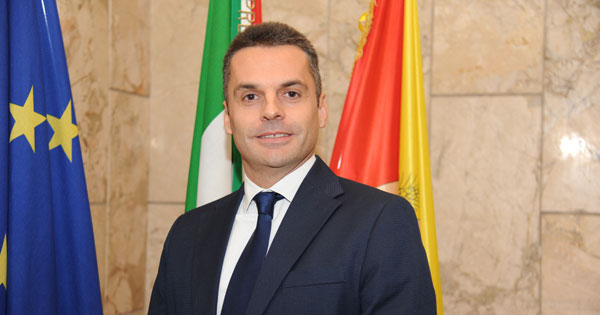 Siracusa-Reggina si gioca anche tra i politici a colpi di frecciatine