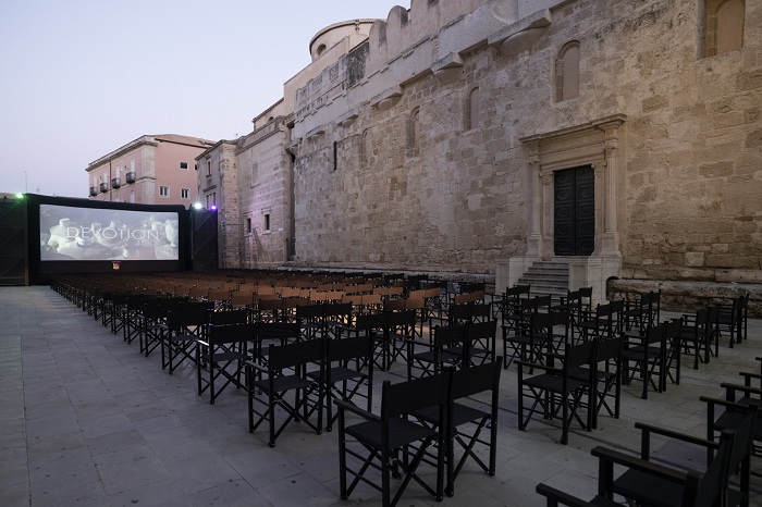 Dolce&Gabbana sbarcano a Siracusa, ad Ortigia proiettato il film di Tornatore