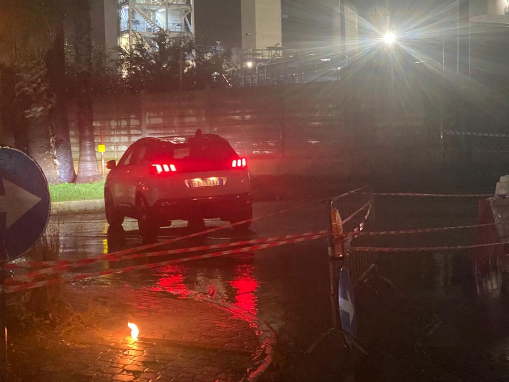 Maltempo, bloccata nella notte la 114 per allagamenti, traffico ripristinato (Foto)