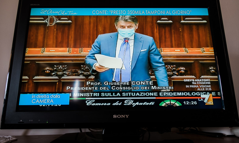 Dal 23 febbraio al 3 novembre, ecco tutti i dpcm dell’emergenza- Passo per passo l’andamento dell’epidemia una media di due decreti al mese