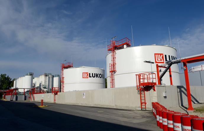 Confindustria Lukoil e l’ipocrisia di classe!
