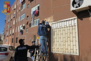 Siracusa – Operazione antidroga: rimosso videosorveglianza posto a presidio dello spaccio