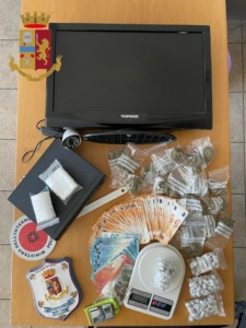 Siracusa - Lotta alle piazze dello spaccio : sequestrate 150 dosi di marijuana