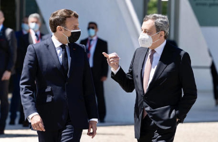 Vaccini – Premier Draghi: ‘Liberalizzare brevetti non basta, produzione complessa’