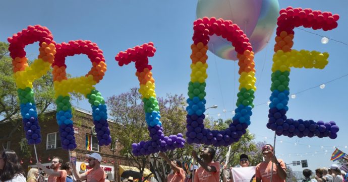 Roma Pride. Pro Vita Famiglia: Bene ritiro patrocinio dopo nostra denuncia