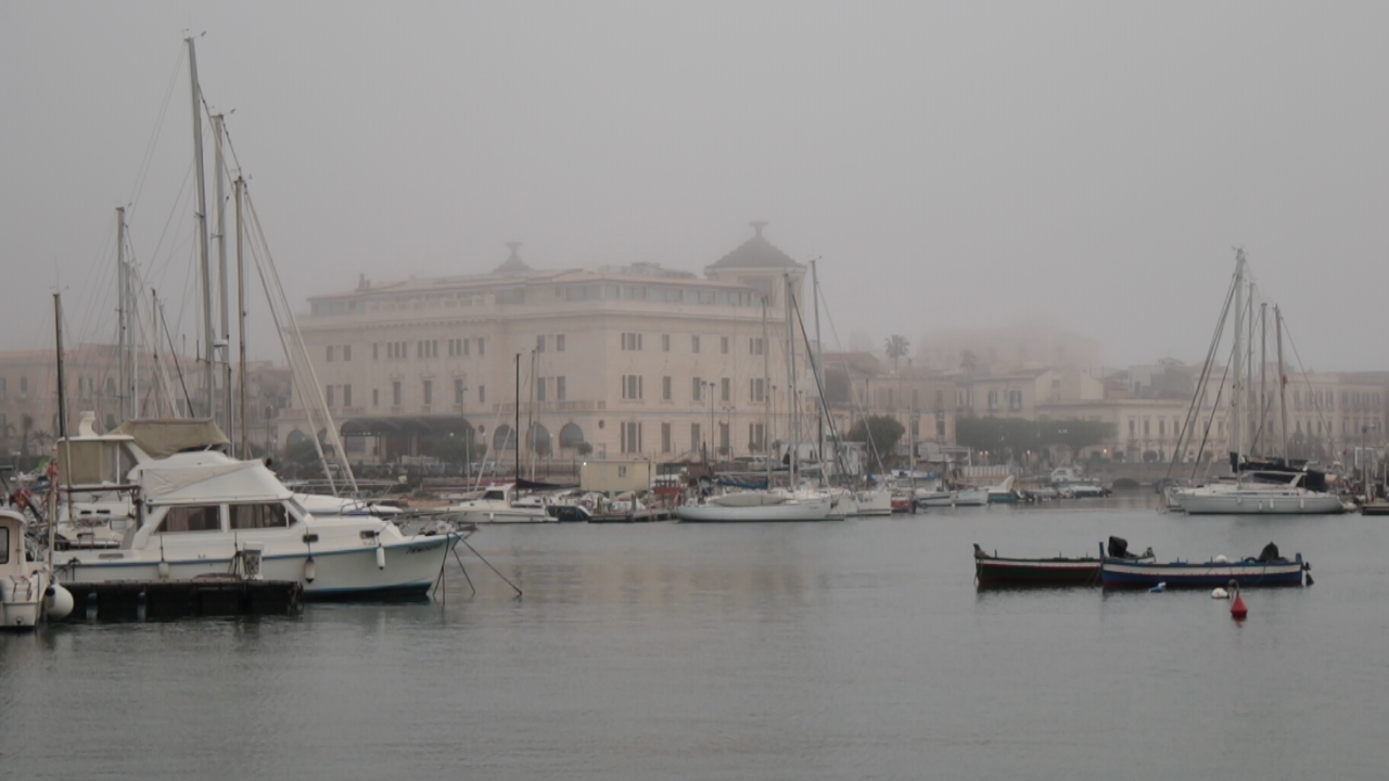 Siracusa, primo giorno zona gialla: ecco chi riparte e chi… aspetta