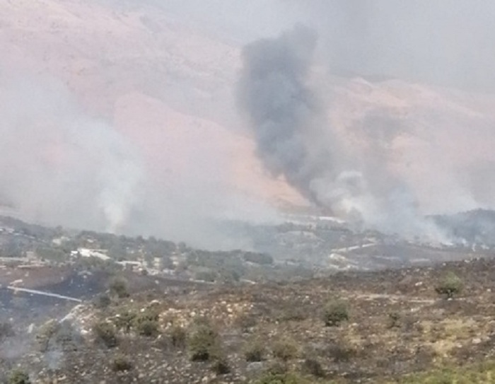 Incendi: la Sicilia brucia ancora, a Troina in azione Canadair