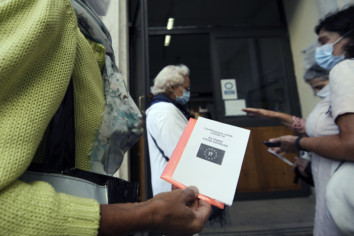 Corte Costituzionale: ddl per ricorsi diretti su Green pass