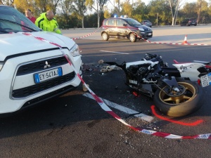 Incidenti mortali a Pozzallo, si spegne un 25enne: inutile l’intervento dell’elisoccorso
