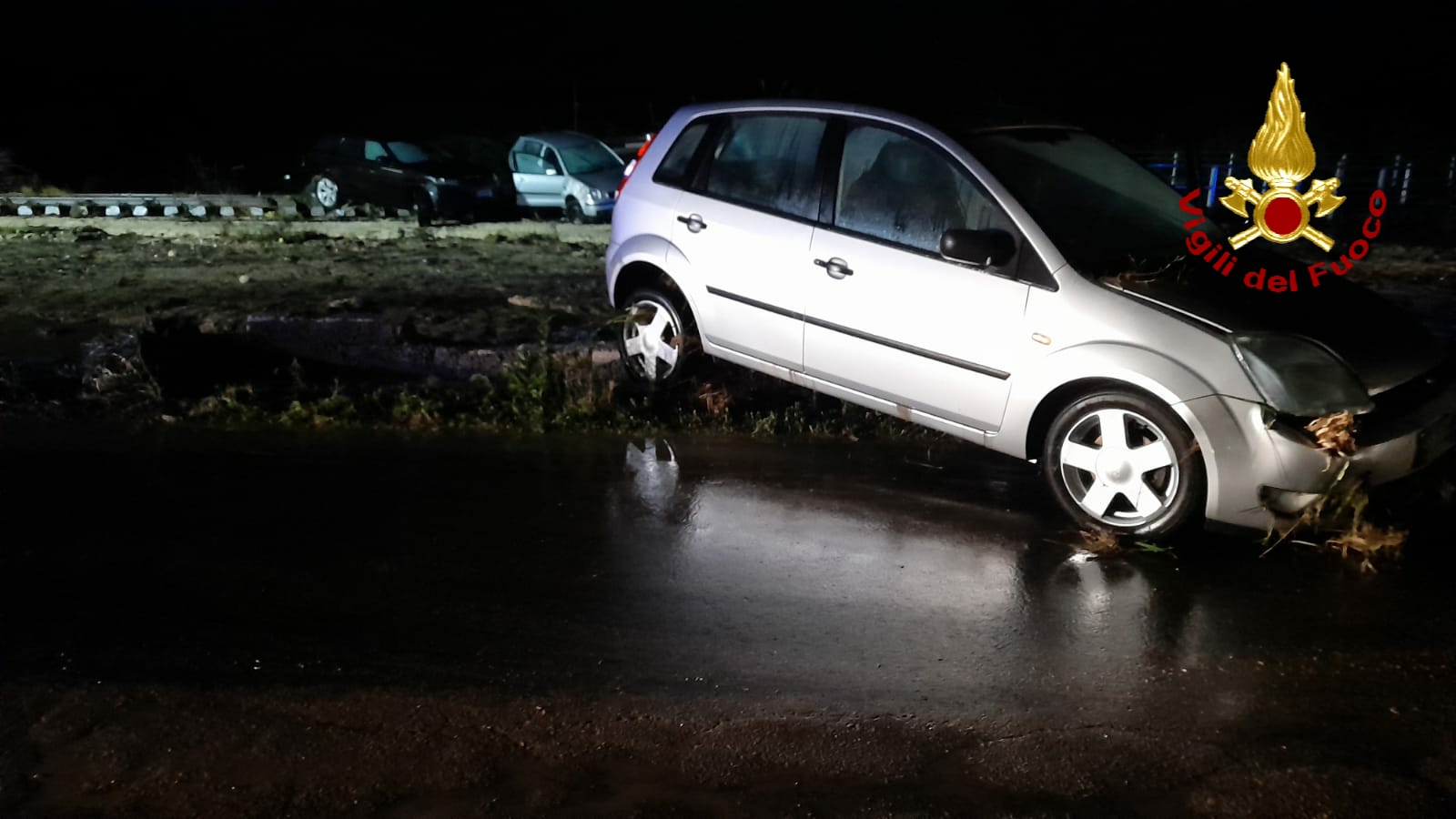 580 interventi dei vigili del fuoco in Sicilia e Calabria nelle ultime 24 ore a causa del maltempo