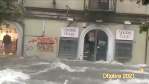 Attività operativa dei vigili del fuoco per l'emergenza maltempo a Catania