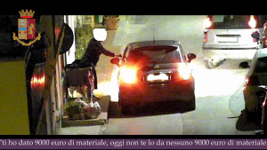 Avola: la Polizia scova il "drive in" della cocaina