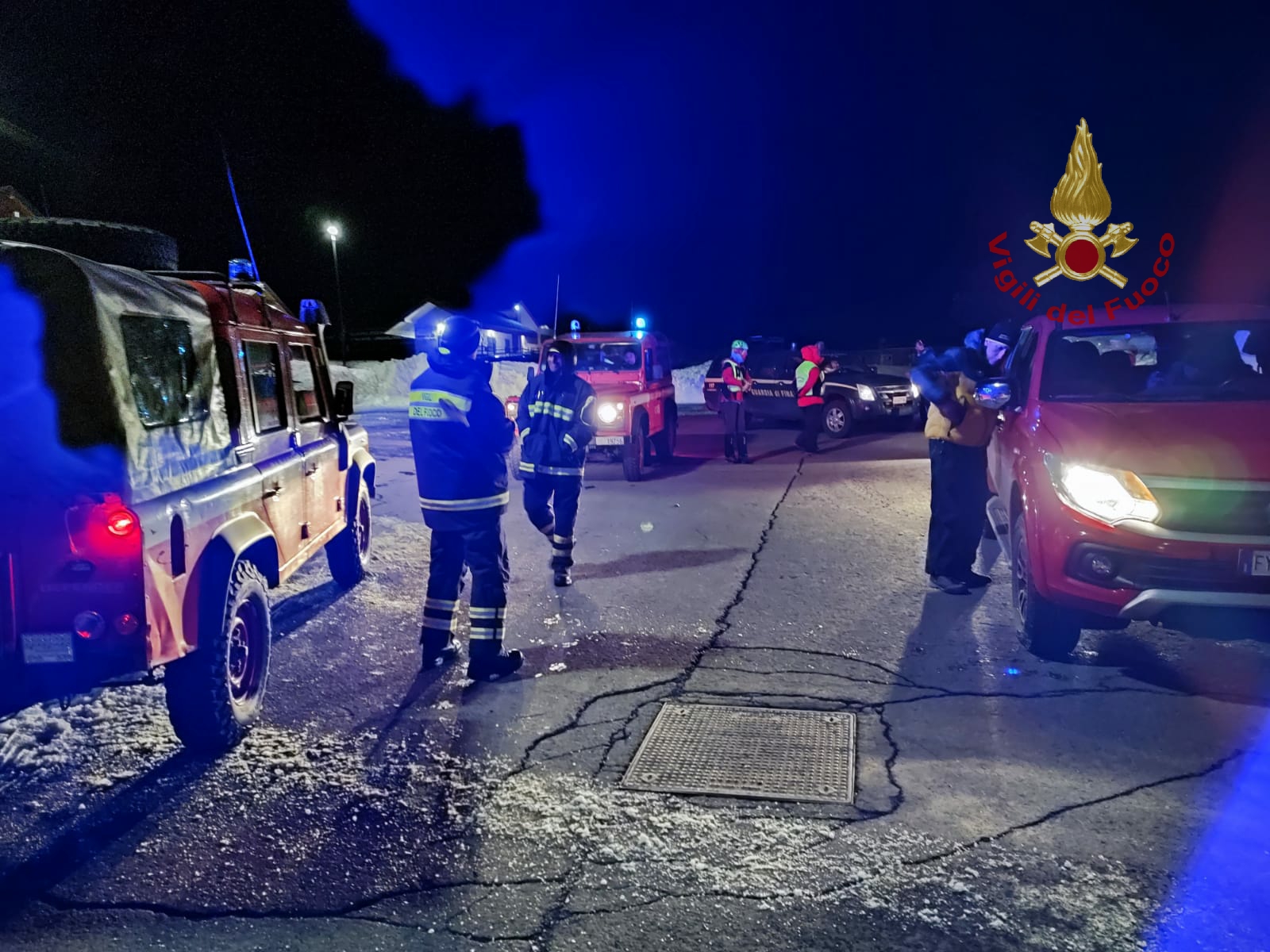 Quattro turisti in difficoltà sull’etna tratti in salvo dai vigili del fuoco