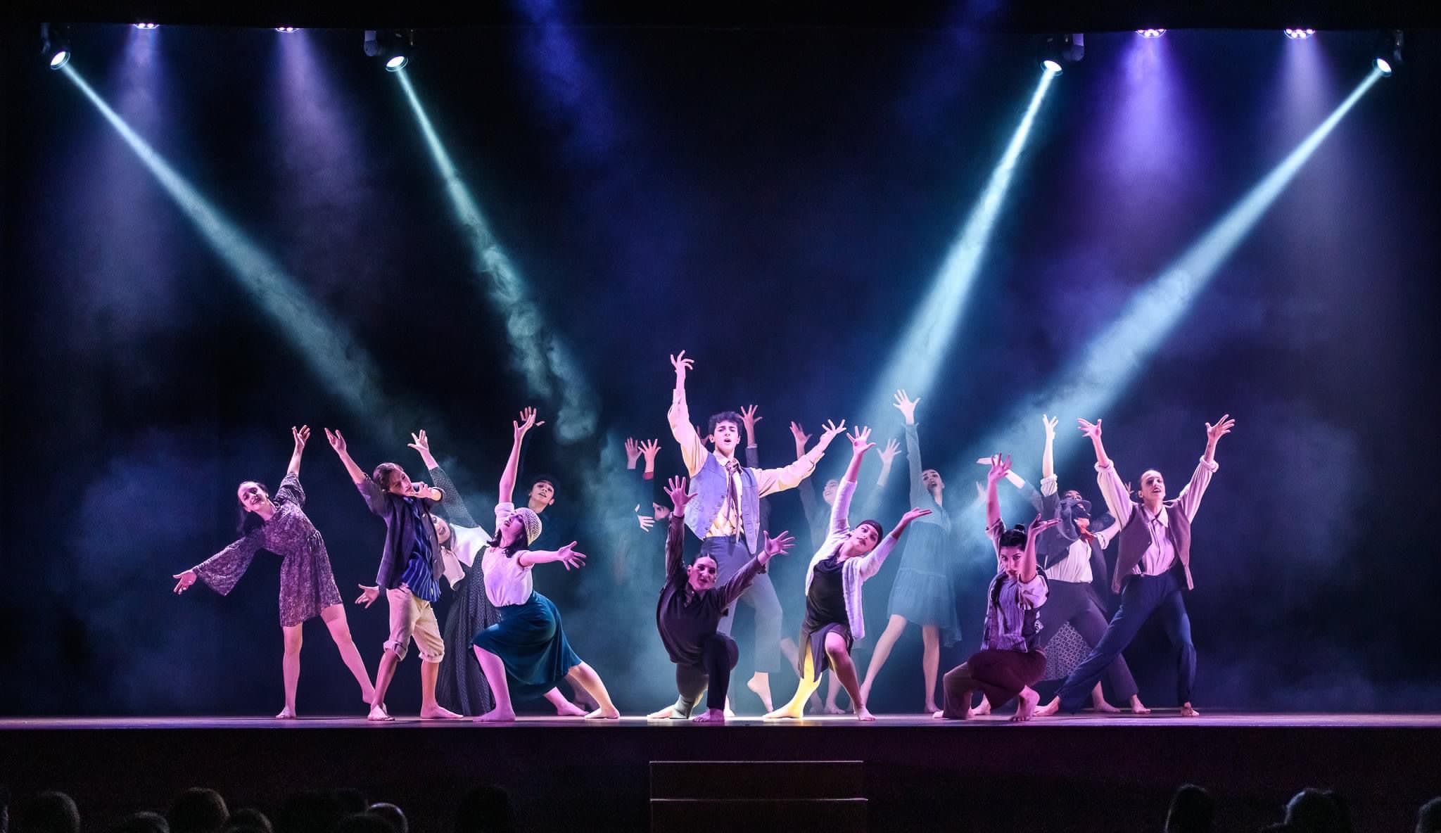 Standing Ovation al debutto  per “Salsedine” al teatro comunale di Priolo Gargallo – video