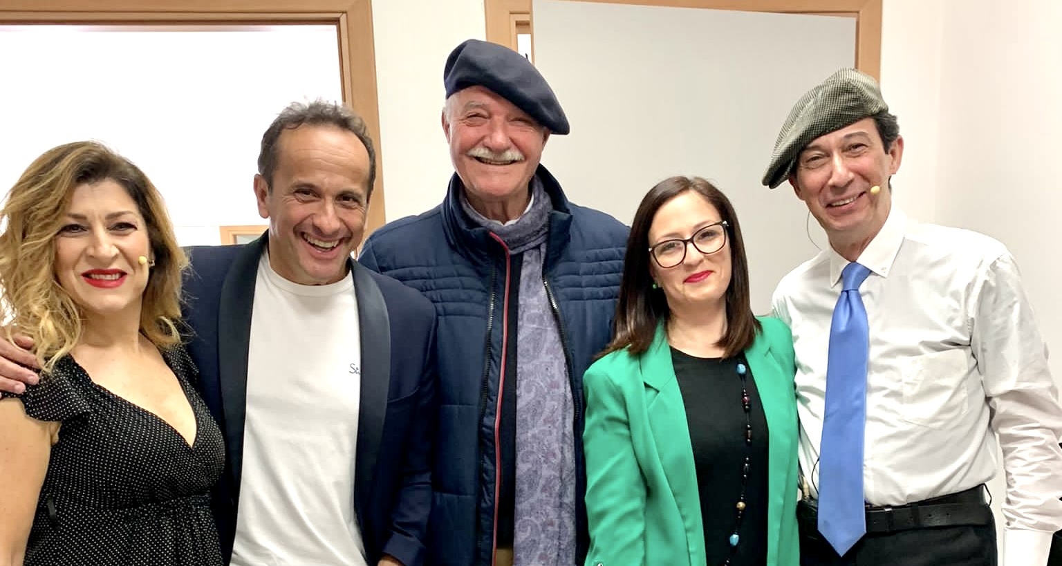 Priolo Gargallo: grande successo al teatro comunale per lo spettacolo di Uccio de Santis