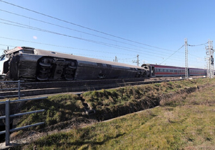 L’incidente nel 2020 – Treno deragliato, la procura di Lodi chiede 14 rinvii a giudizio