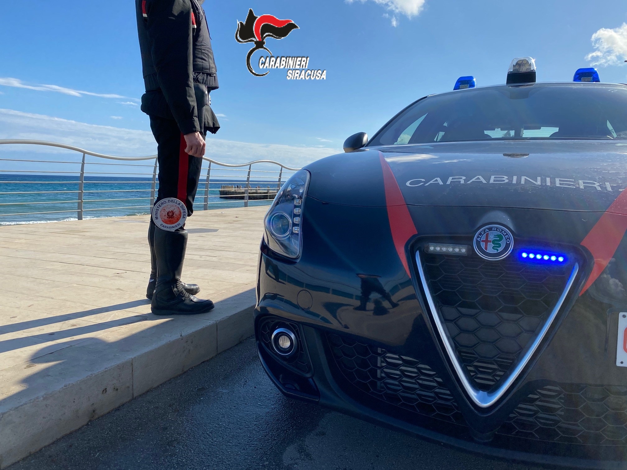 Avola: carabinieri arrestano giovani per evasione