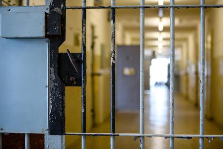 Roma, Regina Coeli: Detenuto sequestrato e violentato dai compagni