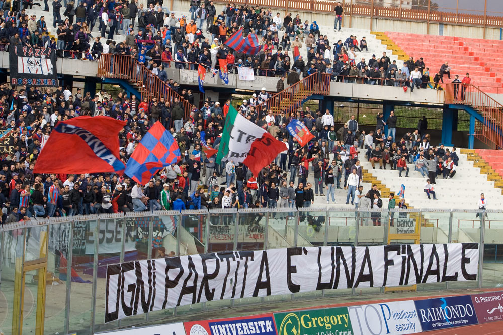 Calcio : Divieto vendita tagliandi per i tifosi residenti nelle Aci