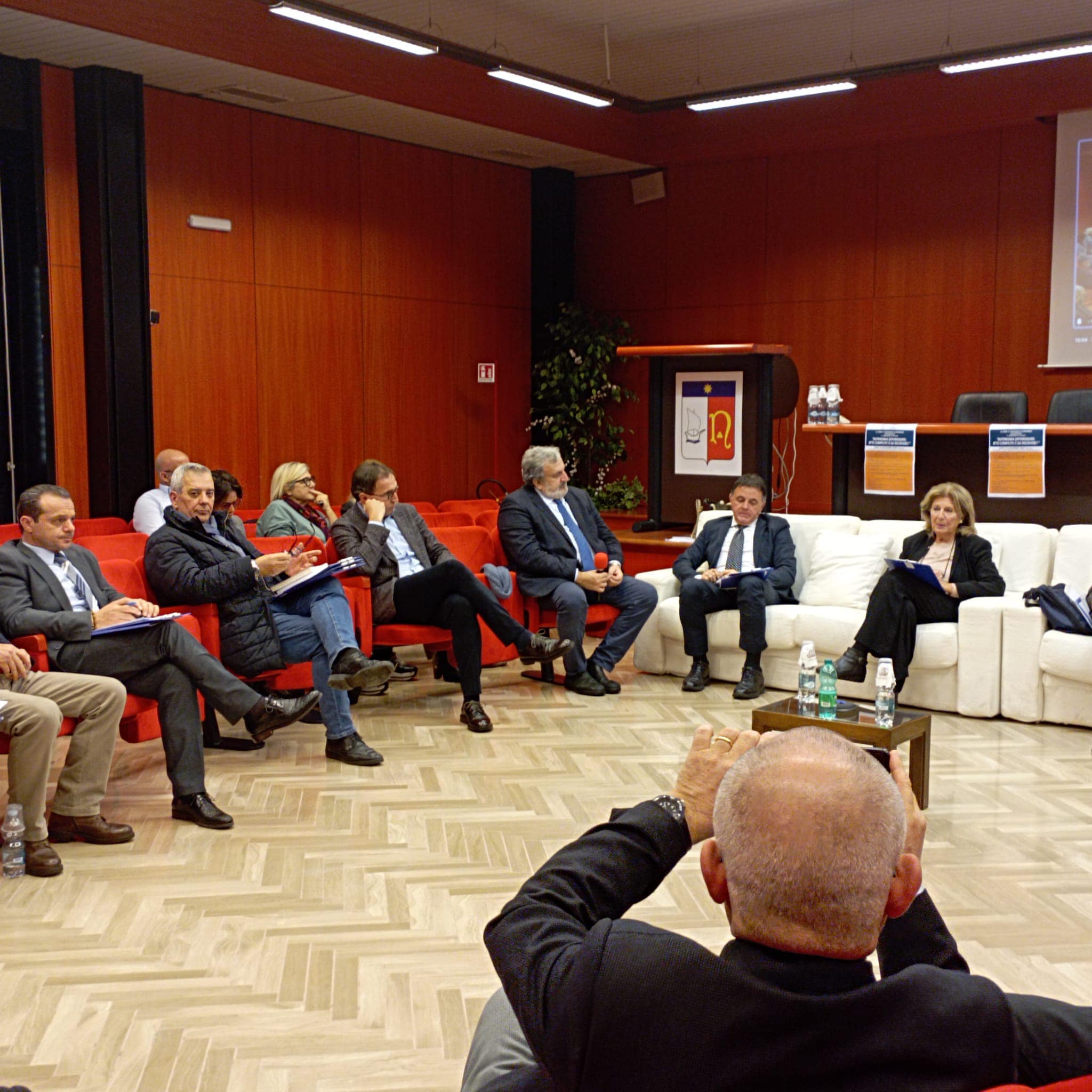 Autonomia differenziata: tema di un seminario di studio al quale ha preso parte come relatore il leader di Sud chiama Nord Cateno De Luca.