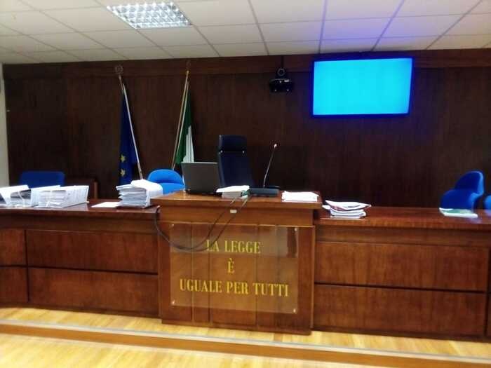 Dibattito sul controverso rapporto tra politica e magistratura