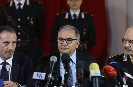 Procuratore De Lucia: “breve colloquio con Messina Denaro”