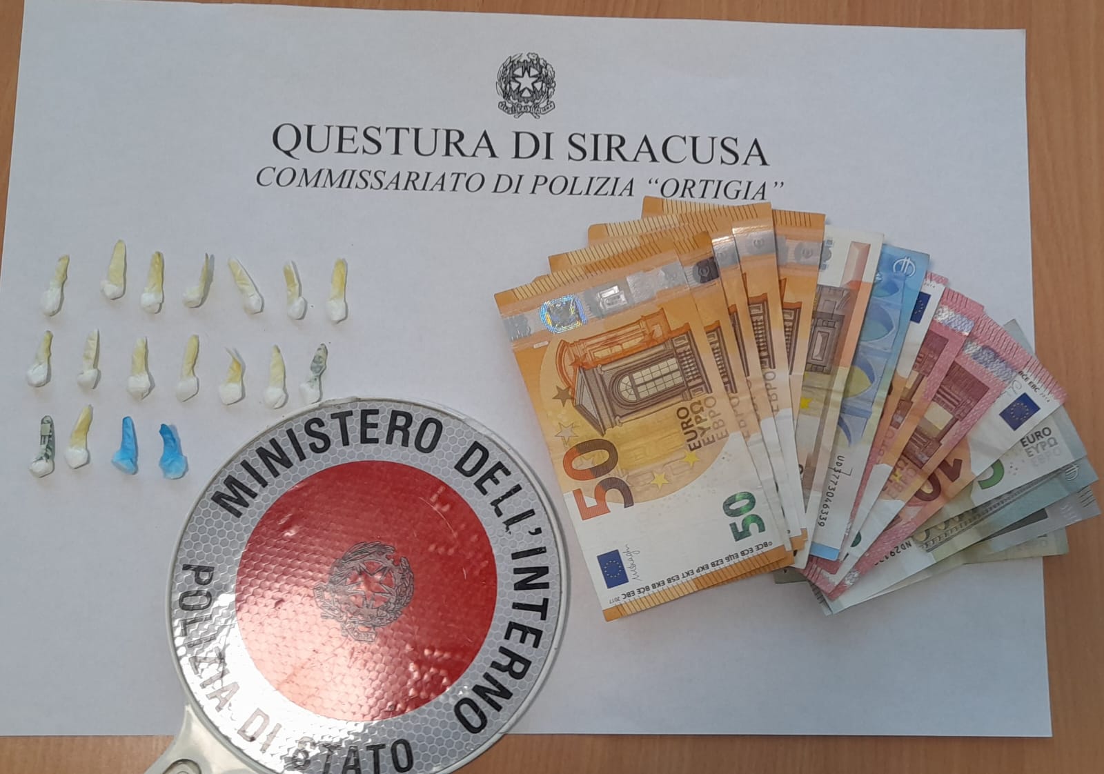 Arrestato 22enne per spaccio nel siracusano