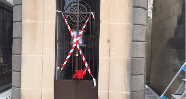 Siracusa – Vendita illecita di cappelle: scena muta del direttore del cimitero