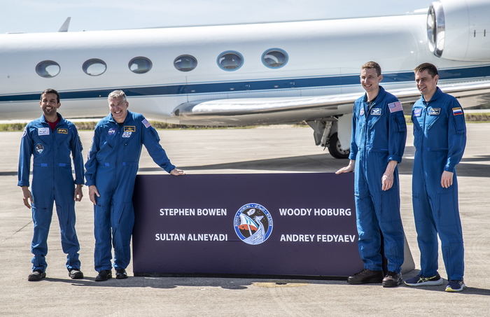 Nasa annuncia il rinvio di 24 ore del lancio di un razzo Space X – Decollerà lunedì con sei astronauti a bordo