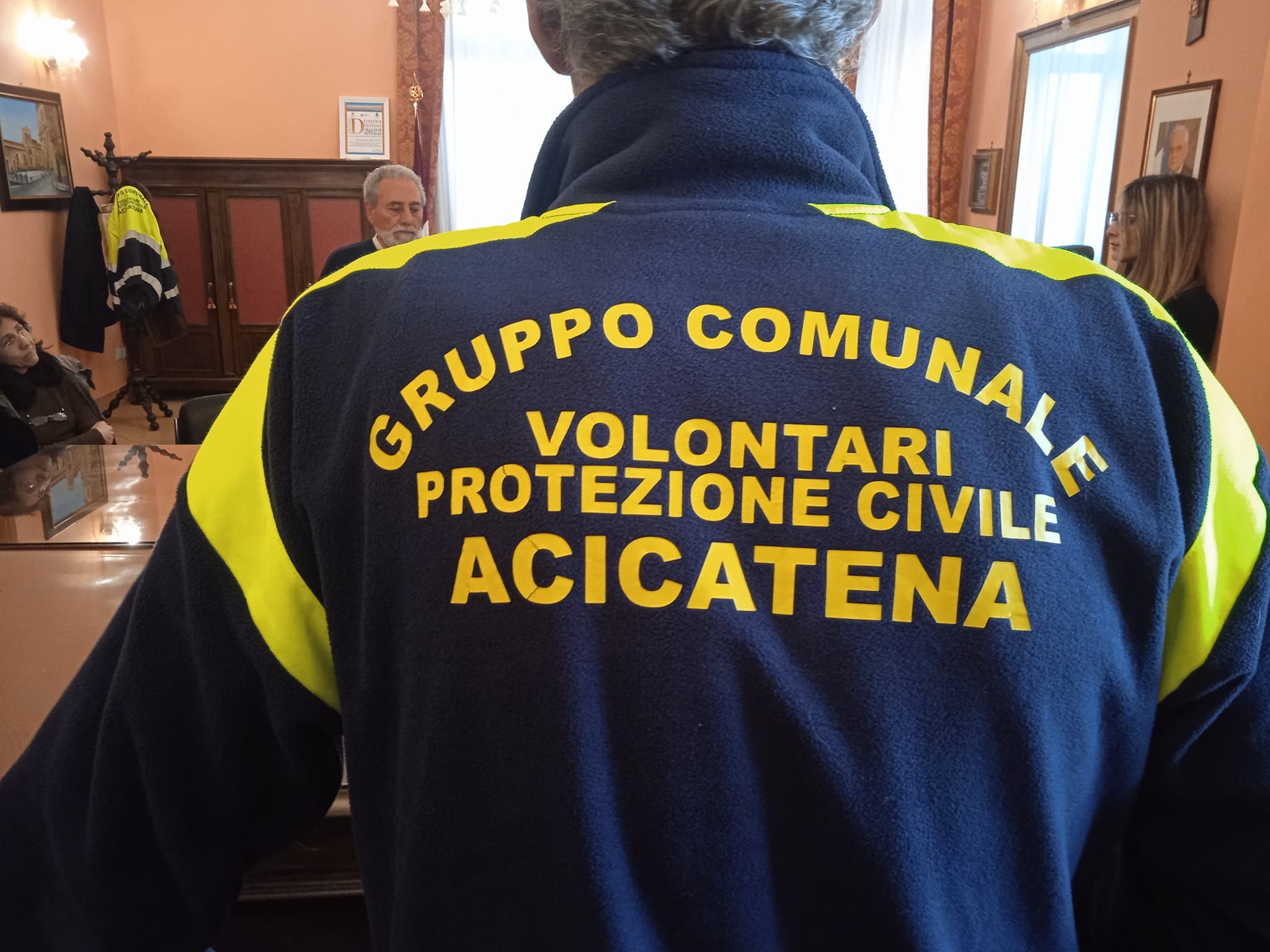 Aci Catena (CT) – neo volontari protezione civile incontrano l’amministrazione