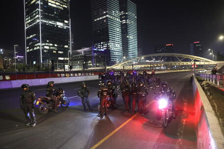 Sparatoria nel centro di Tel Aviv: un ferito grave