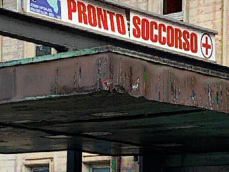 Investe 16enne in bici e fugge a Carini , foto di un passante lo incastra