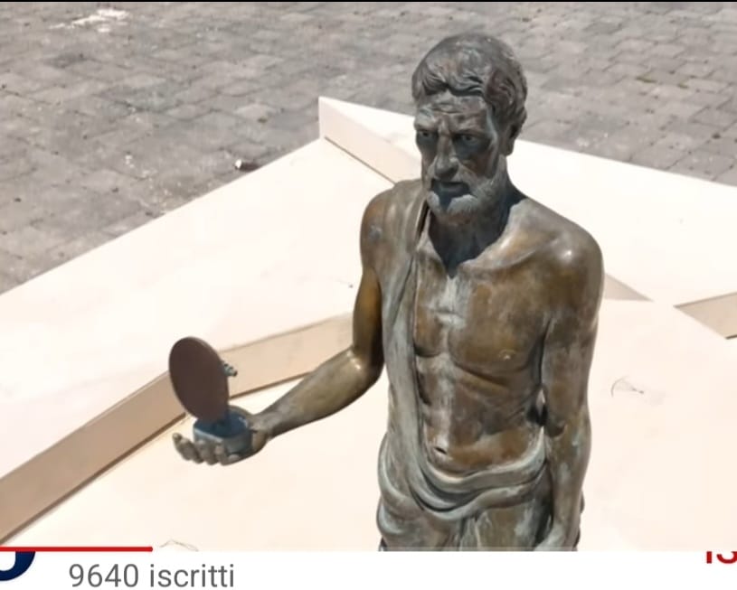 I mille volti di Siracusa su focus, Pci: “Statua di Archimede in condizioni indecorose”