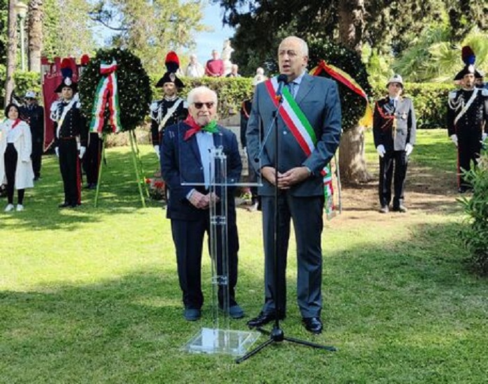 Sicilia, 25 aprile: corone di alloro sui cippi commemorativi a Palermo
